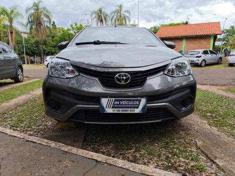 TOYOTA Etios Hatch 1.5 16V 4P FLEX L, Foto 2