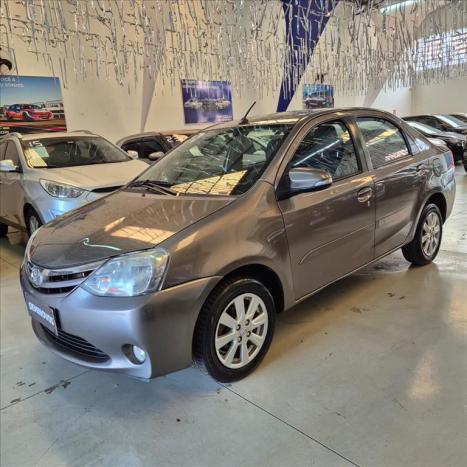 TOYOTA Etios Sedan 1.5 16V 4P FLEX XLS AUTOM�TICO, Foto 3