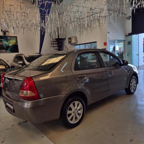 TOYOTA Etios Sedan 1.5 16V 4P FLEX XLS AUTOM�TICO, Foto 4