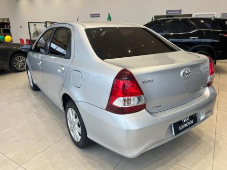 TOYOTA Etios Sedan 1.5 16V 4P FLEX X AUTOM�TICO, Foto 5