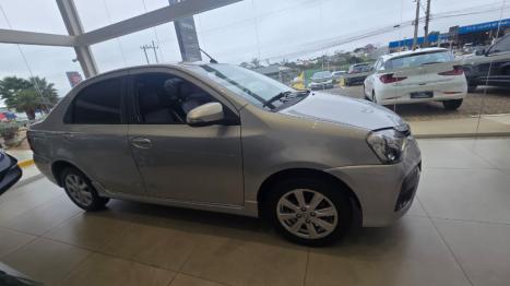TOYOTA Etios Sedan 1.5 16V 4P FLEX XLS AUTOM�TICO, Foto 4