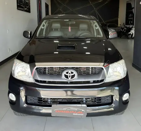 TOYOTA Hilux Caminhonete 3.0 16V 4P 4X4 SRV TURBO DIESEL CABINE DUPLA AUTOMÁTICO, Foto 6 TOYOTA Hilux Caminhonete 3.0 16V 4P 4X4 SRV TURBO DIESEL CABINE DUPLA AUTOMÁTICO, Foto 6