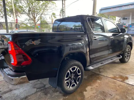 TOYOTA Hilux Caminhonete 2.8 16V SRV 4X4 DIESEL CABINE DUPLA AUTOMTICO, Foto 3