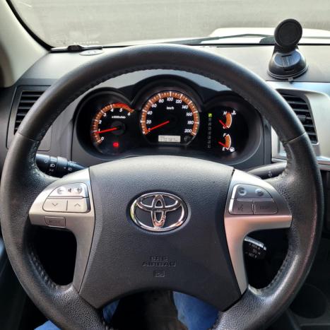 TOYOTA Hilux Caminhonete 3.0 4P 4X4 SRV TURBO DIESEL CABINE DUPLA, Foto 9
