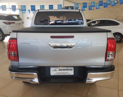 TOYOTA Hilux Caminhonete 2.8 16V SRX 4X4 TURBO DIESEL CABINE DUPLA AUTOMTICO, Foto 3