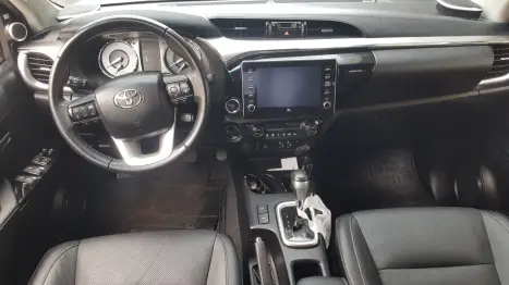 TOYOTA Hilux Caminhonete 2.8 16V SRX LIMITED 4X4 TURBO DIESEL CABINE DUPLA AUTOM�TICO, Foto 13