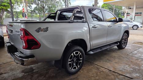 TOYOTA Hilux Caminhonete 2.8 16V SRX 4X4 TURBO DIESEL CABINE DUPLA AUTOM�TICO, Foto 3