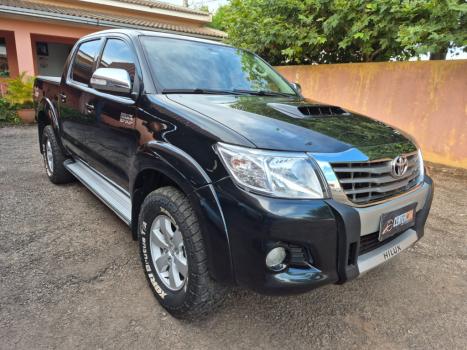 TOYOTA Hilux Caminhonete 3.0 4P 4X4 SRV TURBO DIESEL CABINE DUPLA AUTOM�TICO, Foto 2