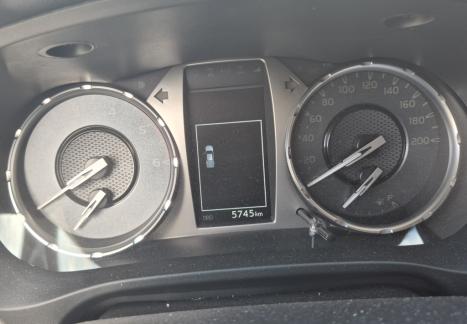 TOYOTA Hilux Caminhonete 2.8 16V SRX PLUS 4X4 TURBO DIESEL CABINE DUPLA AUTOM�TICO, Foto 3