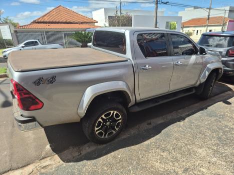 TOYOTA Hilux Caminhonete 2.8 16V SRX PLUS 4X4 TURBO DIESEL CABINE DUPLA AUTOM�TICO, Foto 7