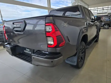 TOYOTA Hilux Caminhonete 2.8 16V SRX CONQUEST 4X4 TURBO DIESEL CABINE DUPLA AUTOM�TICO, Foto 7