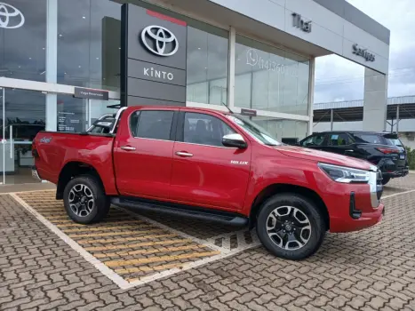 TOYOTA Hilux Caminhonete 2.8 16V SRX 4X4 DIESEL CABINE DUPLA AUTOM�TICO, Foto 4