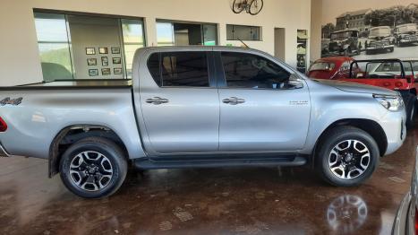 TOYOTA Hilux Caminhonete 2.8 16V SRX LIMITED 4X4 TURBO DIESEL CABINE DUPLA AUTOM�TICO, Foto 3