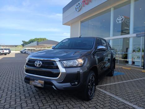 TOYOTA Hilux Caminhonete 2.8 16V SRV 4X4 DIESEL CABINE DUPLA AUTOM�TICO, Foto 3