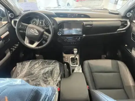 TOYOTA Hilux Caminhonete 2.8 16V SRX 4X4 DIESEL CABINE DUPLA AUTOM�TICO, Foto 9