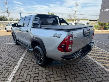 TOYOTA Hilux Caminhonete 2.8 16V 4P CONQUEST TURBO DIESEL CABINE DUPLA, Foto 5
