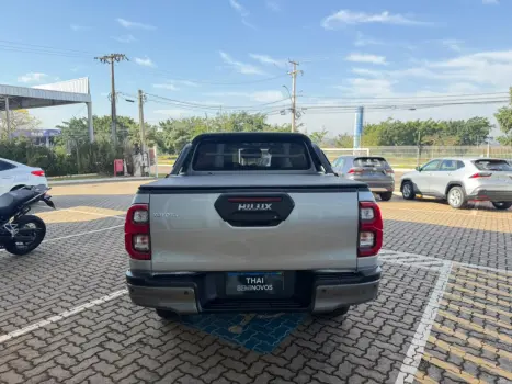 TOYOTA Hilux Caminhonete 2.8 16V 4P CONQUEST TURBO DIESEL CABINE DUPLA, Foto 6