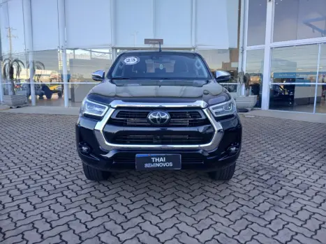 TOYOTA Hilux Caminhonete 2.8 16V SRX 4X4 DIESEL CABINE DUPLA AUTOM�TICO, Foto 2