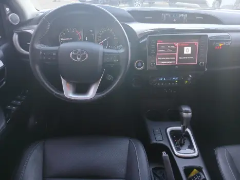 TOYOTA Hilux Caminhonete 2.8 16V SRX 4X4 DIESEL CABINE DUPLA AUTOM�TICO, Foto 12