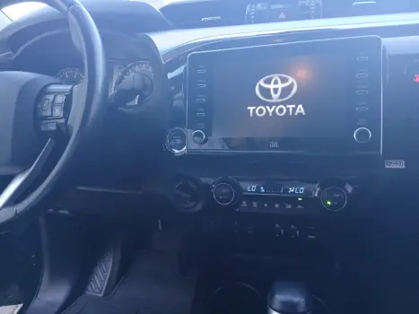 TOYOTA Hilux Caminhonete 2.8 16V SRX 4X4 DIESEL CABINE DUPLA AUTOM�TICO, Foto 13