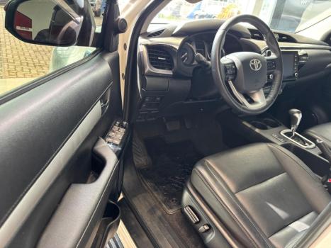 TOYOTA Hilux Caminhonete 2.8 16V SRV 4X4 DIESEL CABINE DUPLA AUTOM�TICO, Foto 12