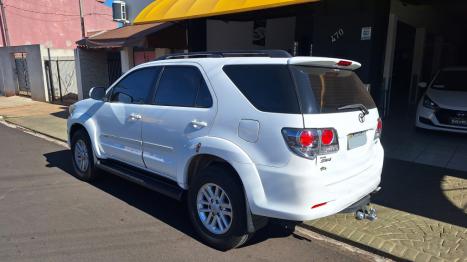 TOYOTA Hilux SW4 2.7 16V 4P FLEX SR 7 LUGARES AUTOM�TICO, Foto 3