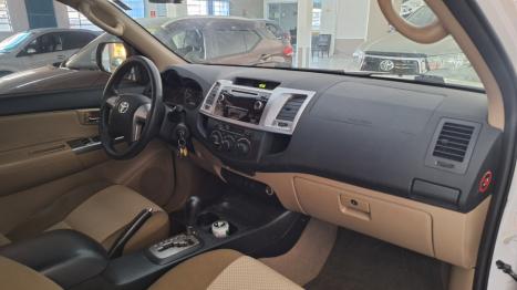 TOYOTA Hilux SW4 2.7 16V 4P FLEX SR 7 LUGARES AUTOM�TICO, Foto 10