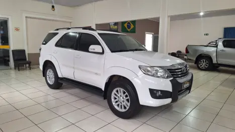 TOYOTA Hilux SW4 2.7 16V 4P FLEX SR 7 LUGARES AUTOM�TICO, Foto 1