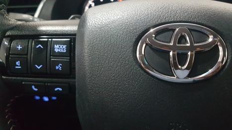 TOYOTA Hilux SW4 2.8 16V 4P SRX 4X4 7 LUGARES TURBO DIESEL AUTOMTICO, Foto 20