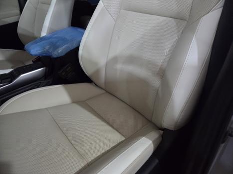 TOYOTA Hilux SW4 2.8 4P SRX 4X4 DIAMOND 7 LUGARES TURBO DIESEL AUTOM�TICO, Foto 15