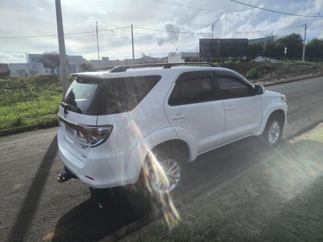 TOYOTA Hilux SW4 3.0 V6 12V 4P 4X4 AUTOM�TICO, Foto 6