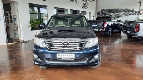 TOYOTA Hilux SW4 3.0 16V 4P SRV 4X4 TURBO DIESEL AUTOM�TICO, Foto 1