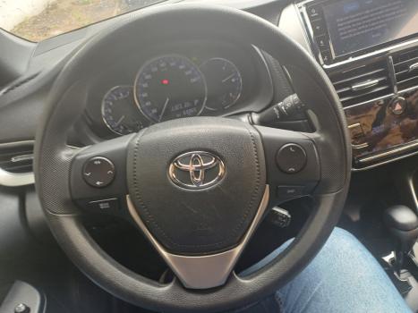 TOYOTA Yaris Hatch 1.3 16V 4P FLEX XL PLUS TECH MULTIDRIVE AUTOM�TICO CVT, Foto 6