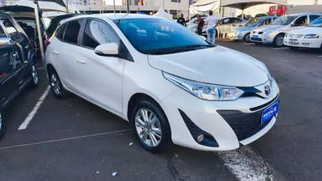 TOYOTA Yaris Hatch 1.3 16V 4P FLEX XL, Foto 5