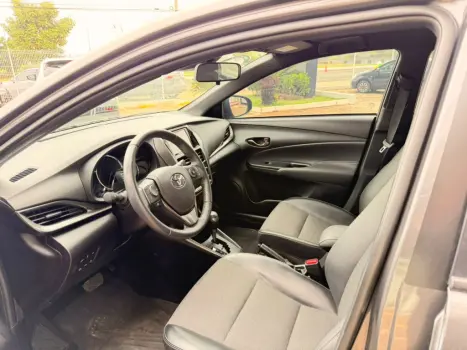 TOYOTA Yaris Hatch 1.5 16V 4P FLEX XS MULTIDRIVE AUTOM�TICO CVT, Foto 9