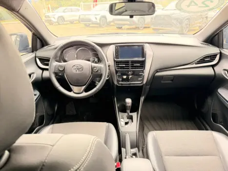 TOYOTA Yaris Hatch 1.5 16V 4P FLEX XS MULTIDRIVE AUTOM�TICO CVT, Foto 11