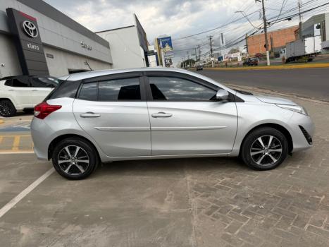 TOYOTA Yaris Hatch 1.5 16V 4P FLEX XS MULTIDRIVE AUTOM�TICO CVT, Foto 4