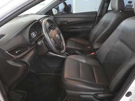 TOYOTA Yaris Hatch 1.5 16V 4P FLEX XLS MULTIDRIVE AUTOMÁTICO CVT, Foto 7