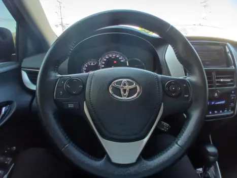 TOYOTA Yaris Sedan 1.5 16V 4P FLEX XLS MULTIDRIVE AUTOM�TICO CVT, Foto 14