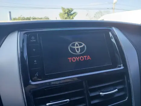 TOYOTA Yaris Sedan 1.5 16V 4P FLEX XLS MULTIDRIVE AUTOM�TICO CVT, Foto 15