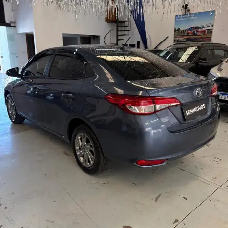 TOYOTA Yaris Sedan 1.5 16V 4P FLEX XS CONNECT MULTIDRIVE AUTOM�TICO CVT, Foto 6