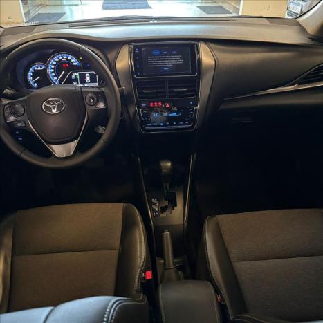TOYOTA Yaris Sedan 1.5 16V 4P FLEX XS CONNECT MULTIDRIVE AUTOM�TICO CVT, Foto 9