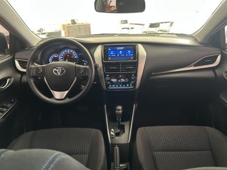 TOYOTA Yaris Sedan 1.5 16V 4P FLEX XL PLUS CONNECT MULTIDRIVE AUTOMÁTICO CVT, Foto 15