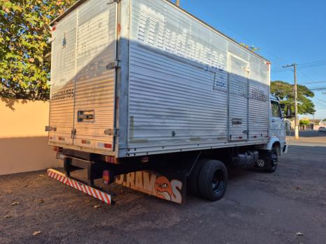 VOLKSWAGEN 8-100 , Foto 3