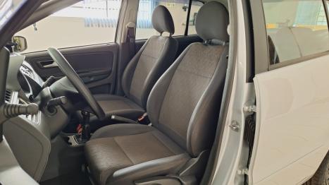 VOLKSWAGEN Fox 1.6 4P TREND FLEX, Foto 10