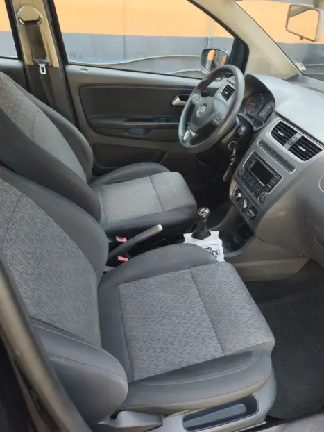 VOLKSWAGEN Fox 1.6 4P FLEX, Foto 9