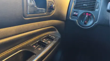 VOLKSWAGEN Golf 1.6 4P GENERATION, Foto 7