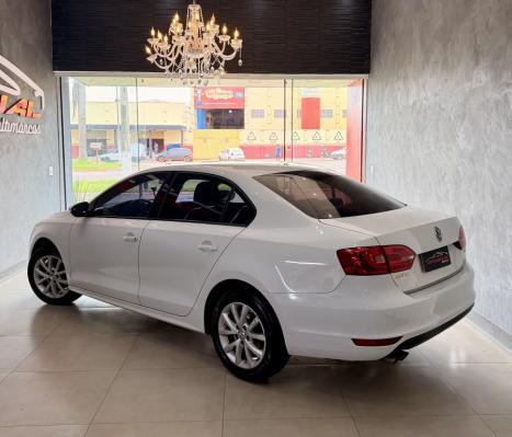 VOLKSWAGEN Jetta 2.0 4P COMFORTLINE FLEX, Foto 6