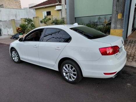 VOLKSWAGEN Jetta 2.0 4P COMFORTLINE TIPTRONIC AUTOMÁTICO, Foto 2