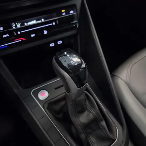 VOLKSWAGEN Nivus 1.0 4P FLEX 200 TSI HIGHLINE TURBO AUTOMTICO, Foto 12